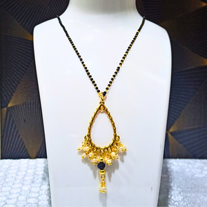 Modern minimalist mangalsutra