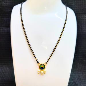 mor kundan mangalsutra